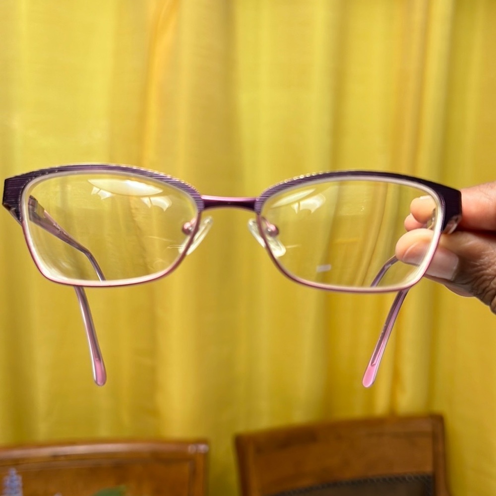 Kid’s eye glasses